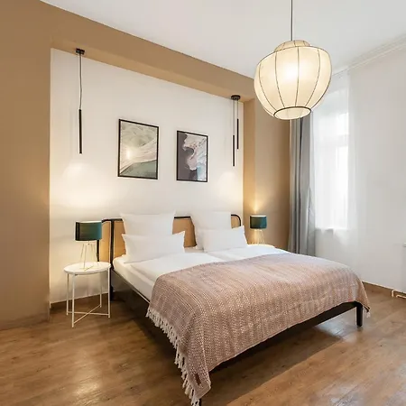 Holiday 33 Apartment L With 8 Rooms & 3 Bathrooms